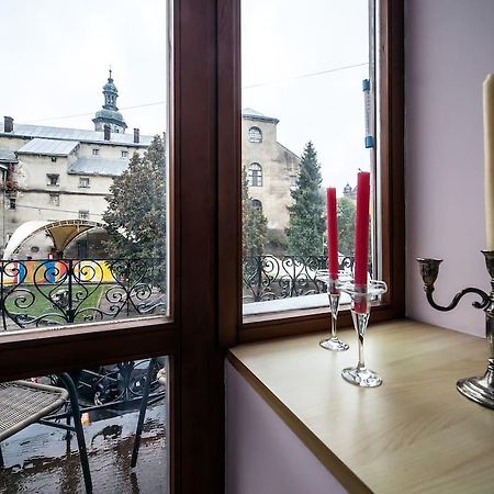 Romantic Apartments - Оn Valova Street Lviv Exterior foto