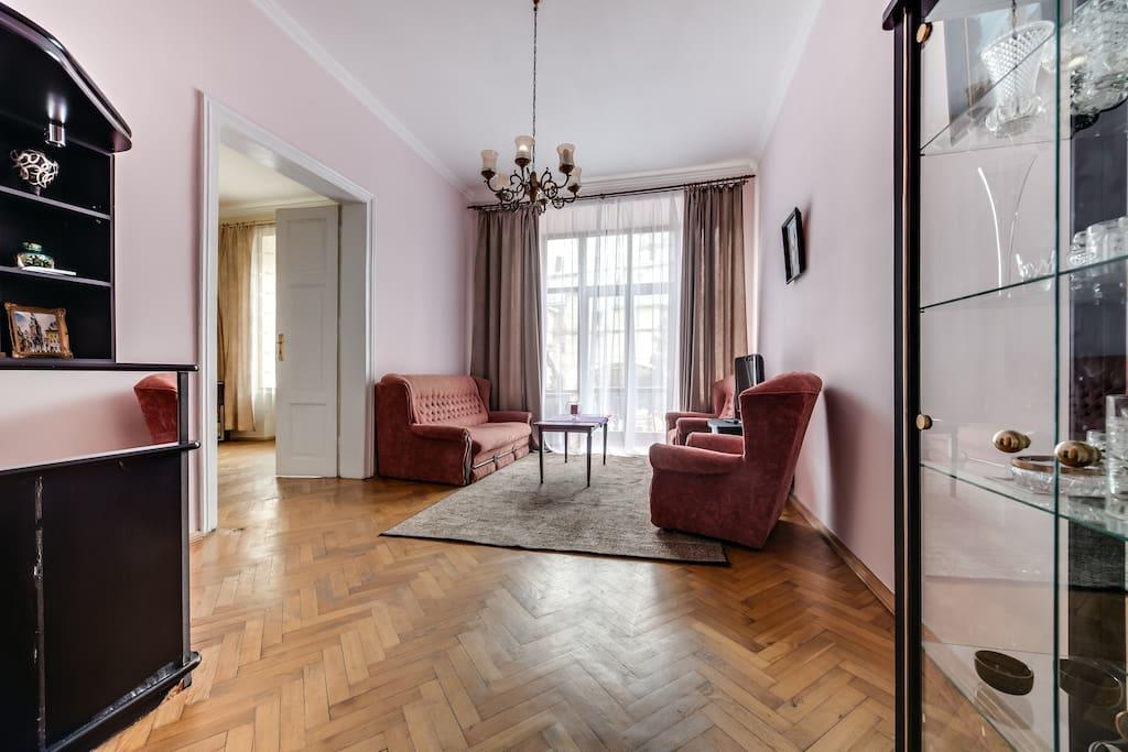 Romantic Apartments - Оn Valova Street Lviv Exterior foto